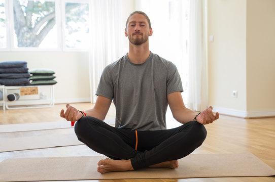 What are the benefits of yoga for men's health?